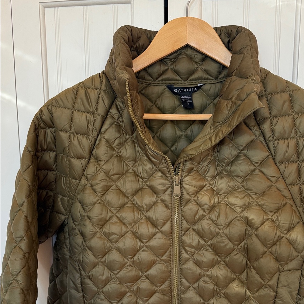 Athleta Quilted Jacket in Olive - Picture 2 of 6